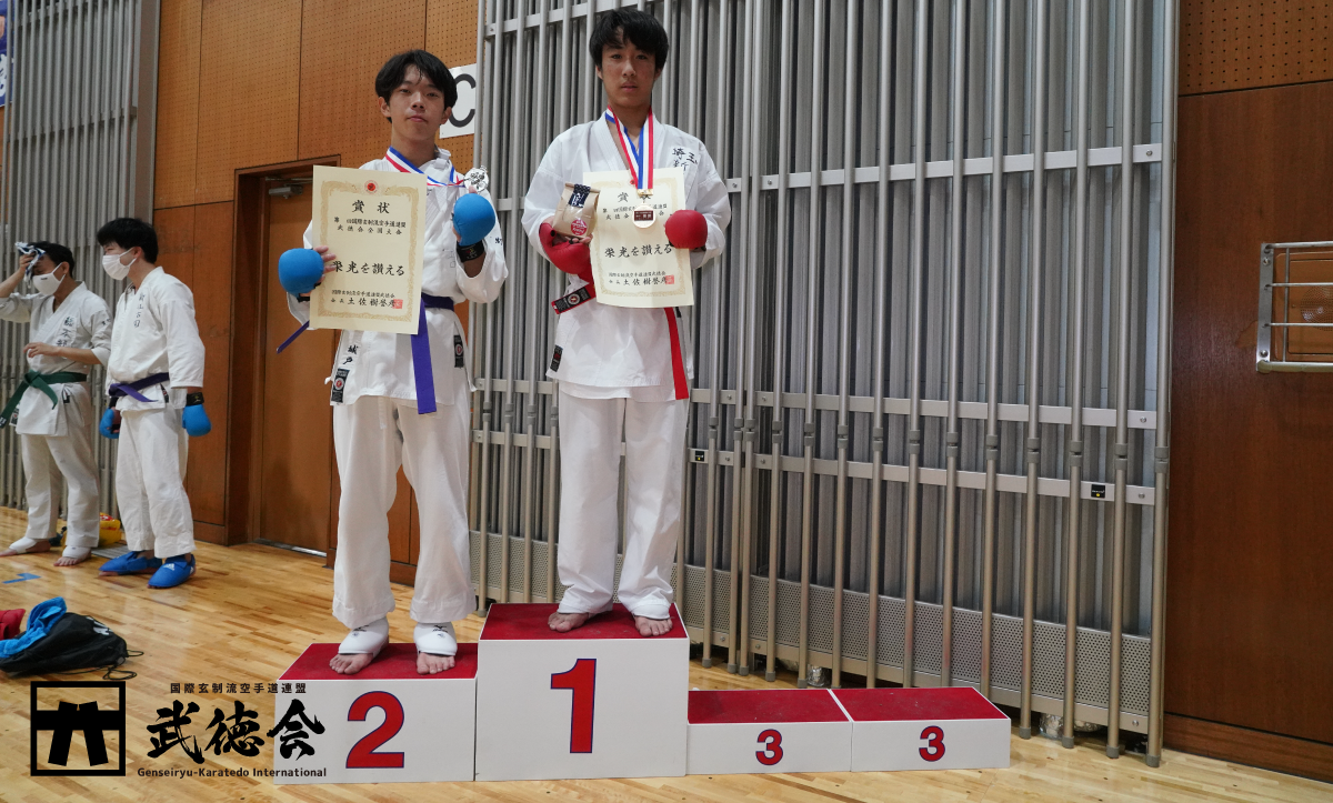 13.中学3年男子